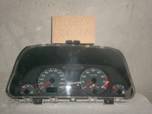 Vand ceasuri bord Peugeot 306