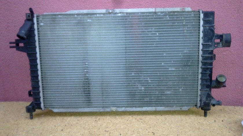 Vand radiator apa Opel Astra H diesel