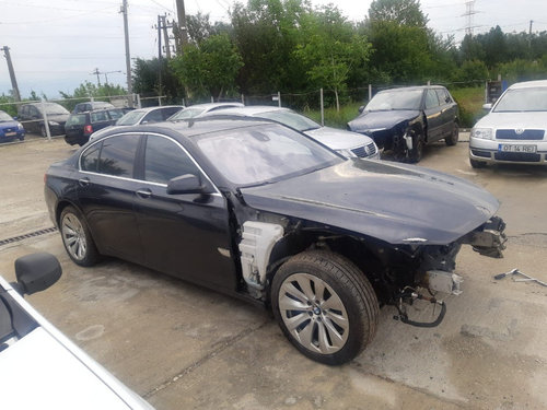 Vas lichid parbriz BMW F01 2011 berlina 4.4i