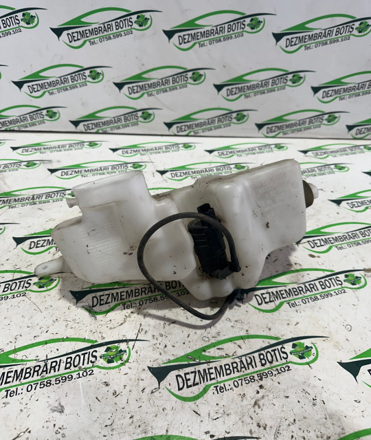 Vas lichid parbriz Renault Clio 2 [1998 - 2005] Symbol Sedan 1.4 MT (75 hp)