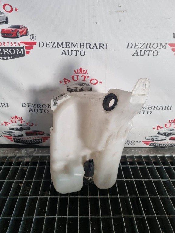 Vas lichid parbriz Renault Fluence 1.6 16V cod piesa : 289105387R