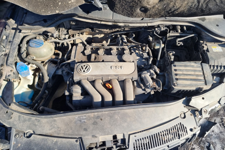 Vas lichid servodirectie Volkswagen Passat B6 2006 sedan/berlina 2.0  benzina #86120420