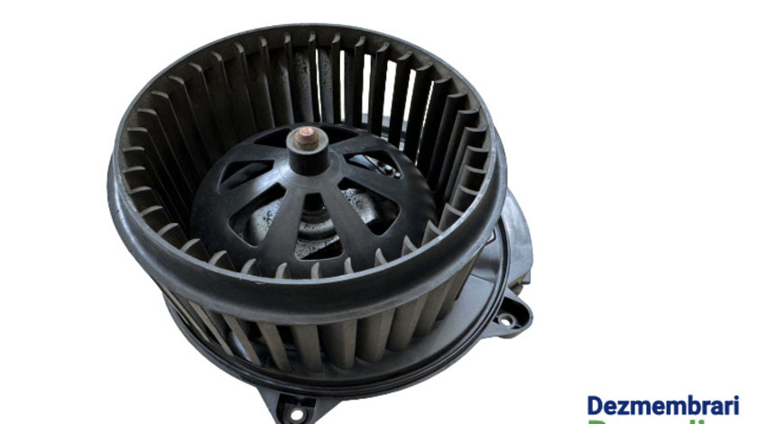 Ventilator aeroterma spate Cod: 7P0820022A Volkswagen VW Touareg generatia 2 7P [2010 - 2014] Crossover 3.0 TDI Tiptronic 4Motion (245 hp) Cod motor: CRC Cod cutie: NAC Cod culoare: LG7W