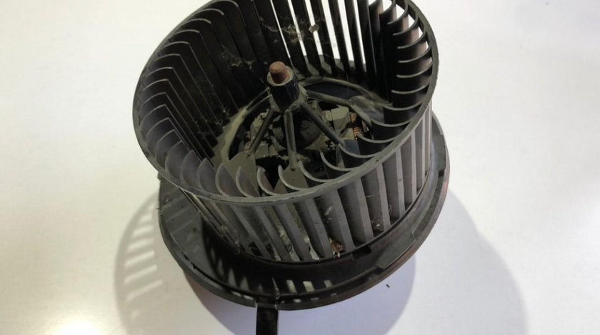 Ventilator habitaclu Volkswagen Golf 6 (2008-2013) 998801r