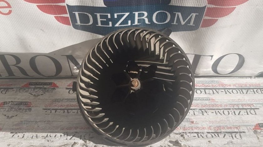 Ventilator habitaclu VW Jetta 4 1.2 TSi cod piesa : 1K1820015J