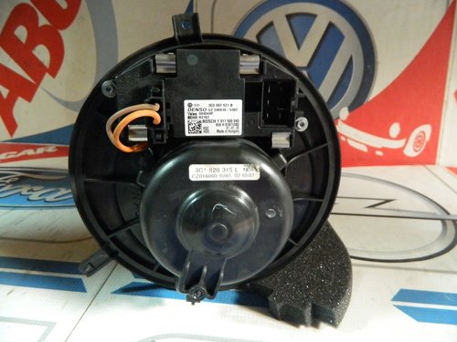 Ventilator habitaclu VW Passat B6 B7 CC 3C0907021B