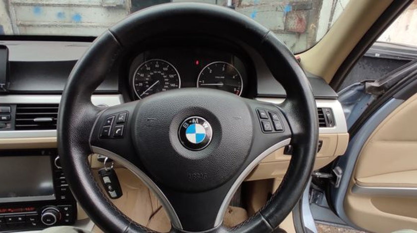 Volan Din Piele in 3 Spite cu Comenzi BMW Seria 3 E90 E91 2004 - 2013