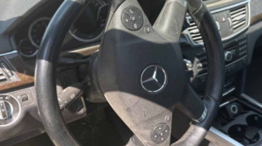 Volan fără airbag Mercedes e class w212 in stare buna