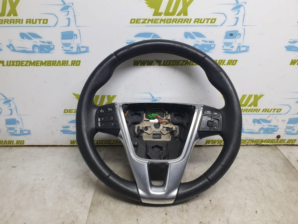 Volan in 3 spite cu comenzi 34110217a Volvo V40 2 [2012 - 2016] 1.6 d D4162T