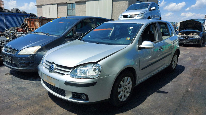 Volkswagen Golf 5 1.9tdi tip BKC cutie GQQ